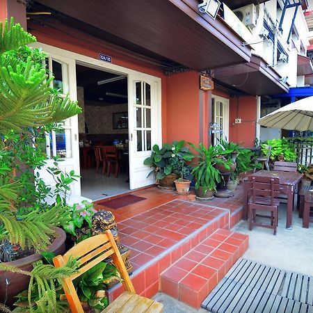 Готель The Famous House - Jomtien Екстер'єр фото